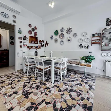 Realkasa Orto Botanico * Bolonia