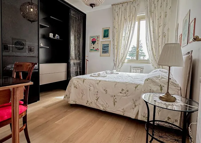 Realkasa Orto Botanico * بولونيا